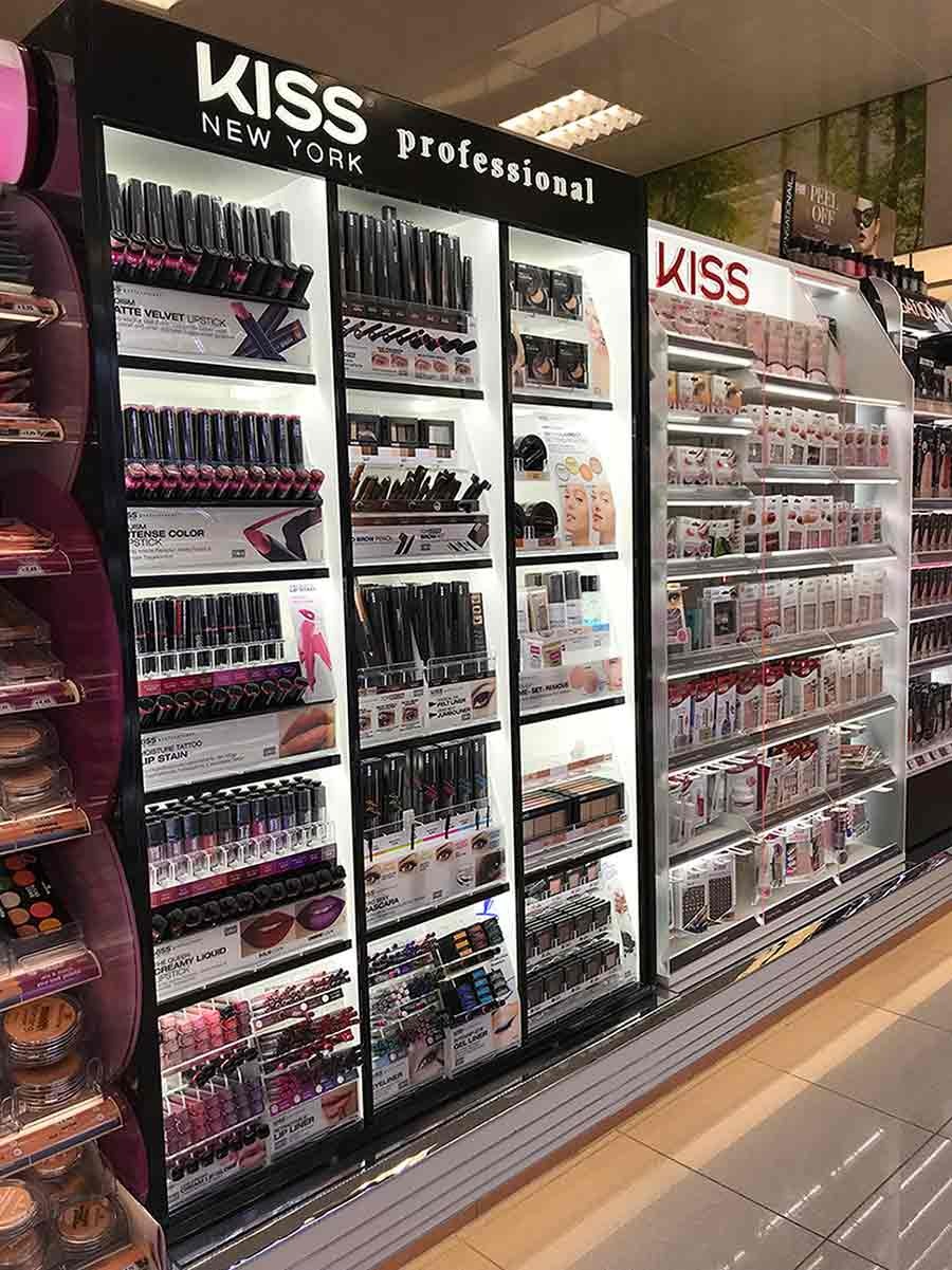 imgi_9_KISS-Shoptheken